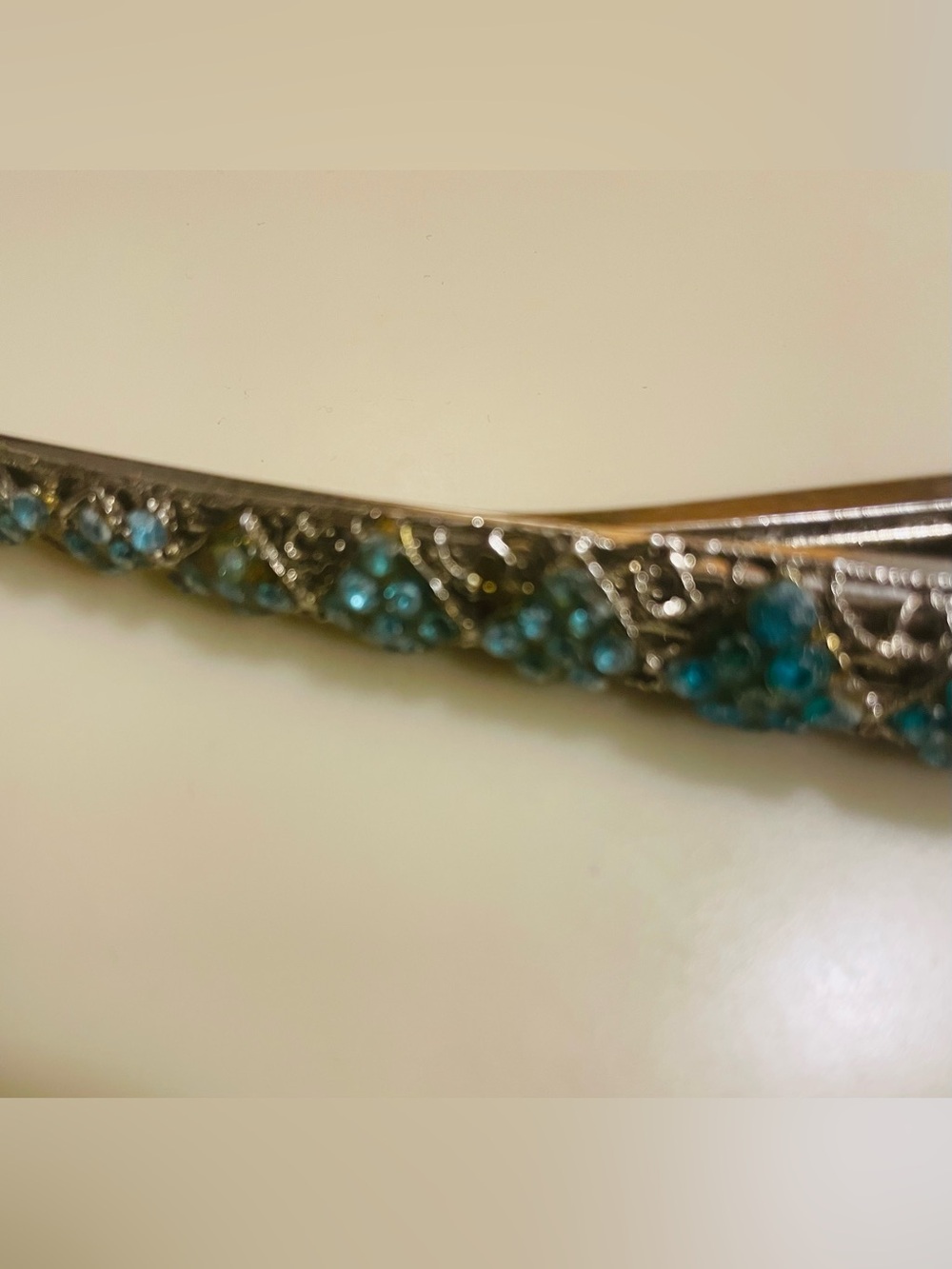 Blue Crystal Embellished Women’s Hair Clip